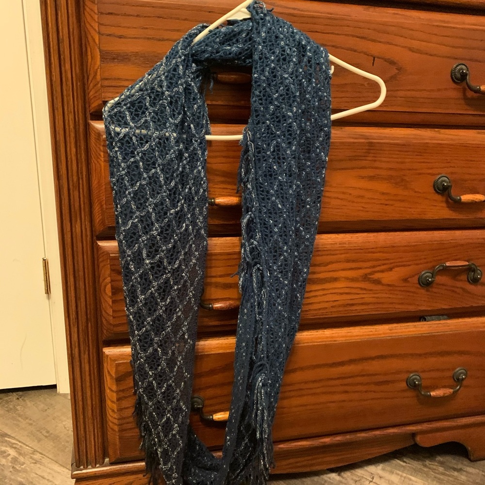 Blue metallic thread infinity scarf.